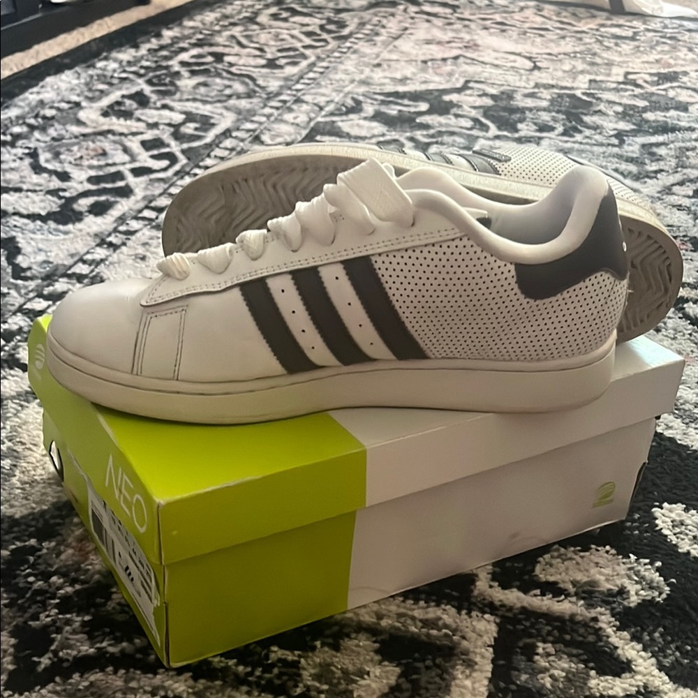 Adidas Neo White Sneakers with Black Stripes - Picture 5 of 5